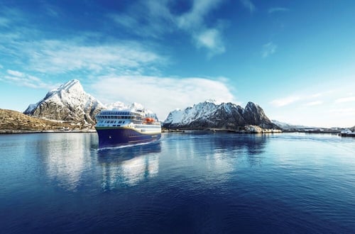 lofoten snowy mountains_copyright havila voyages.jpg